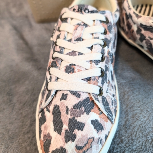 Taos women's Sunset Safari sneakers 6.5m - Picture 3 of 9